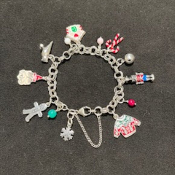 James Avery Christmas Charm Bracelet - Picture 6 of 7